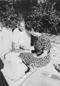 Sanger and Gandhi in December 1935.